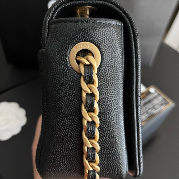 ❌ SOLD ❌Chanel Caviar Fashion Therapy 20A - Picture 7 of 8